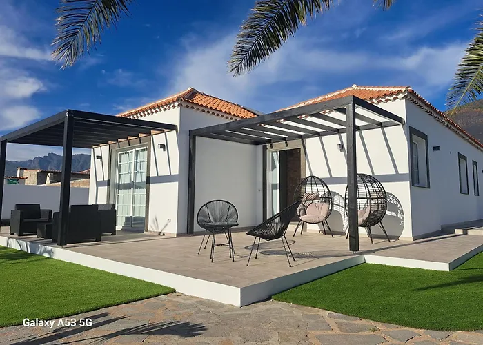 Semesterbostad Amalava *